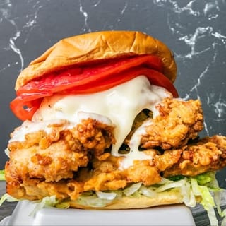 Lil Chicken Sand.-With Fries